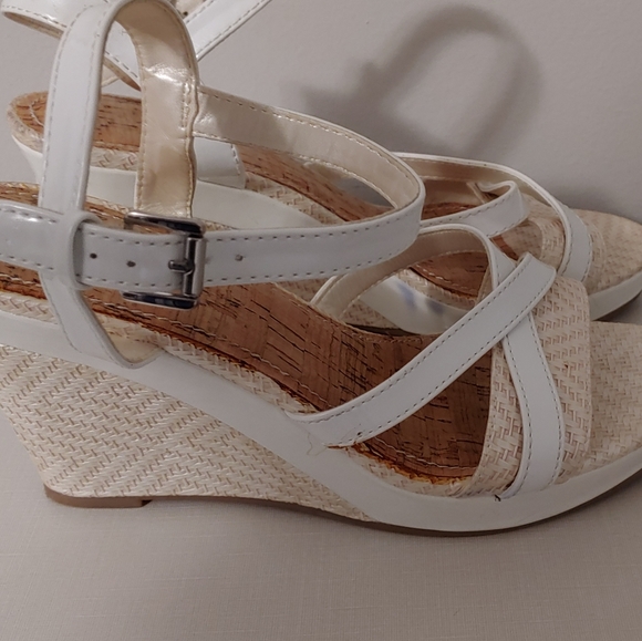 White wedge espadrilles - Picture 1 of 7